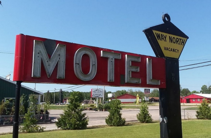 Nanci-K-Motel (Way North Motel and Cabins) - From The Web (newer photo)